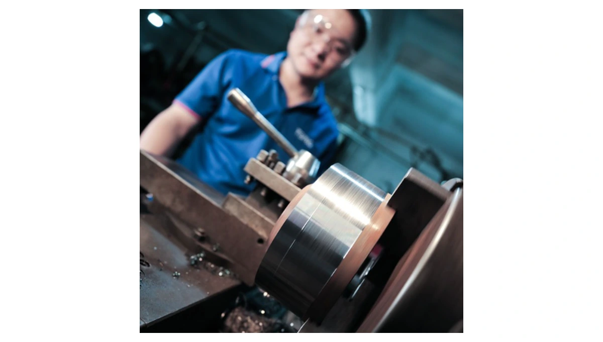 Industrial Metal Machining and Lathe Process